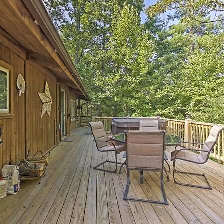 Secluded Stanardsville Cabin With 10 Acres And Hot Tub Eksteriør billede