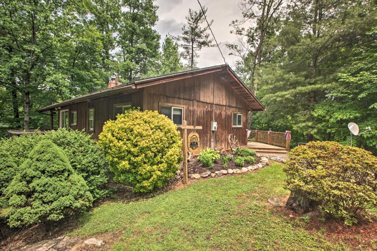 Secluded Stanardsville Cabin With 10 Acres And Hot Tub Eksteriør billede