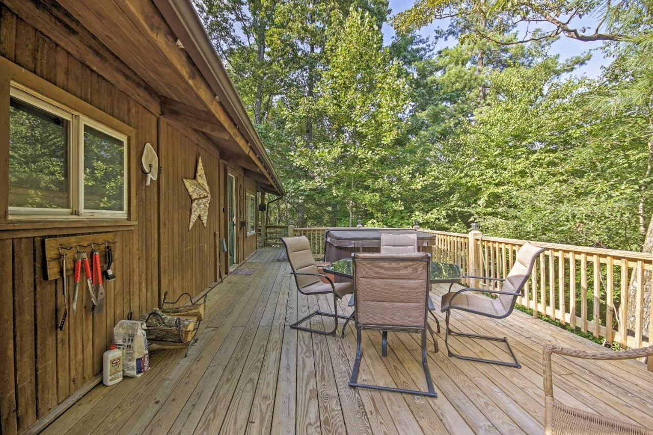 Secluded Stanardsville Cabin With 10 Acres And Hot Tub Eksteriør billede
