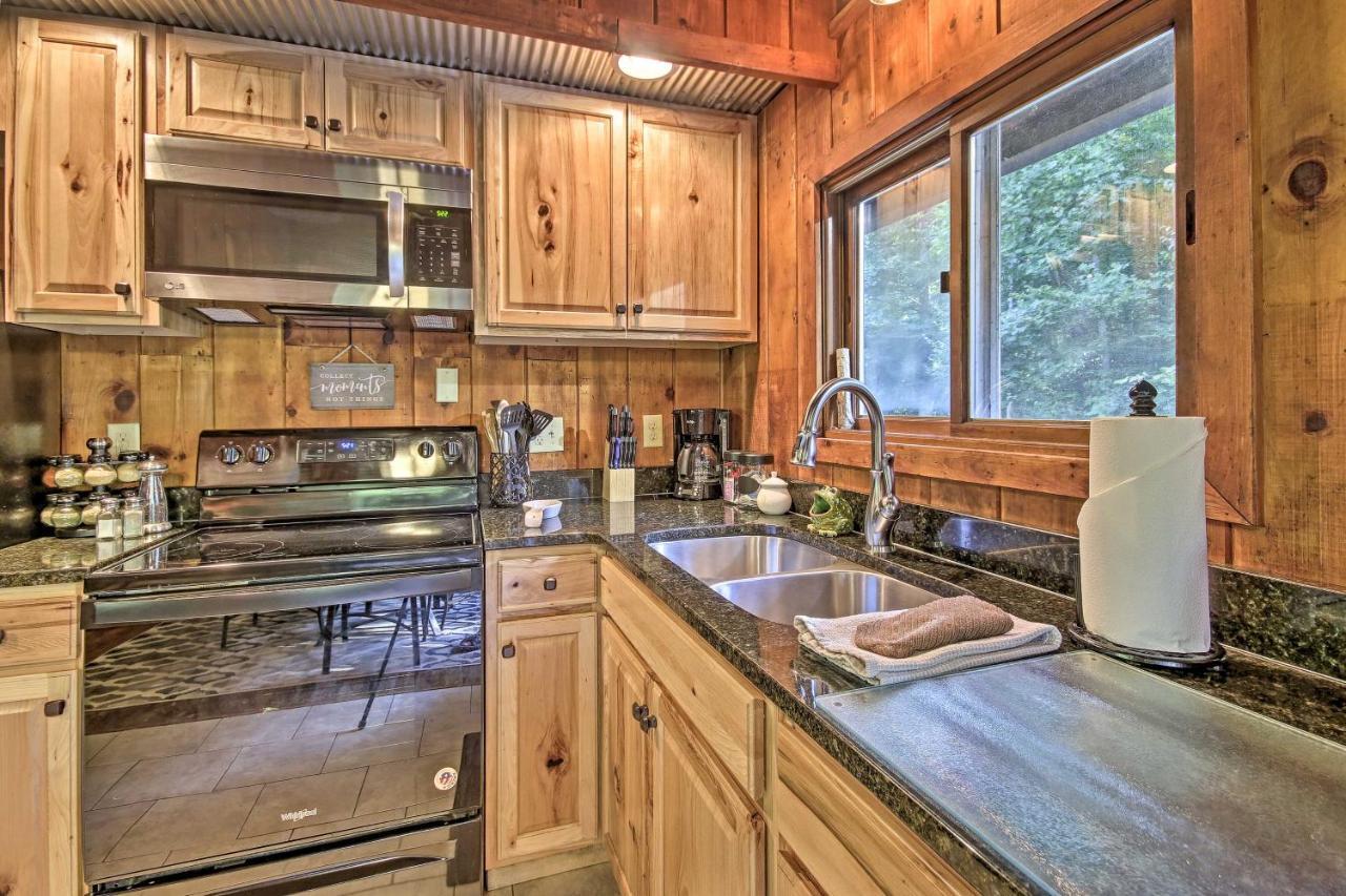 Secluded Stanardsville Cabin With 10 Acres And Hot Tub Eksteriør billede