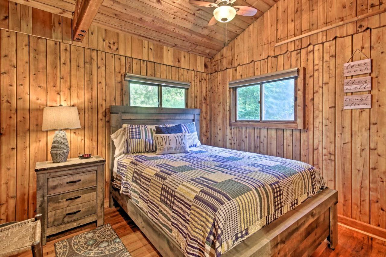 Secluded Stanardsville Cabin With 10 Acres And Hot Tub Eksteriør billede